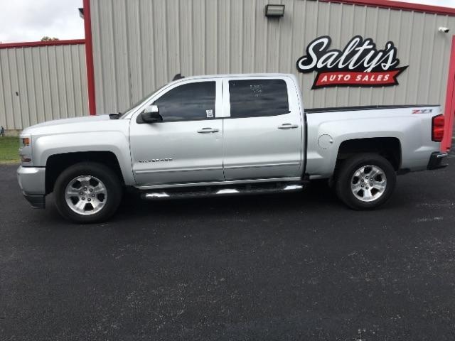 Chevrolet Silverado 1500 4WD Crew Cab 143.5" LT w/2LT 2017