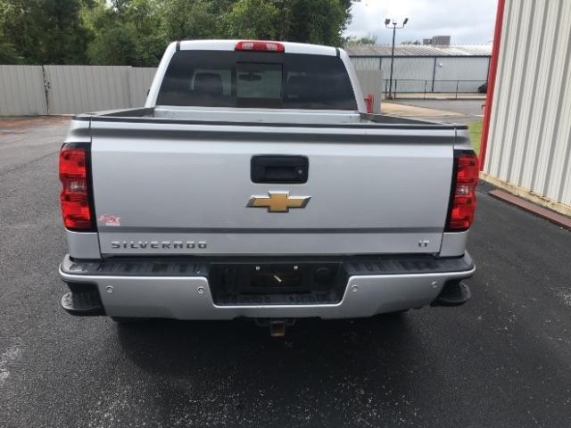 Chevrolet Silverado 1500 4WD Crew Cab 143.5" LT w/2LT 2017