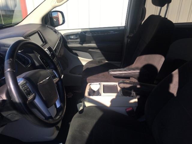Chrysler Town & Country 4dr Wgn Touring 2013
