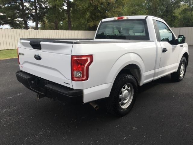 Ford F-150 2WD Reg Cab 141" XLT 2016