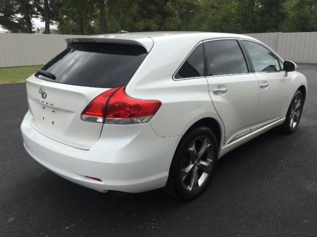 Toyota Venza 4dr Wgn V6 FWD (Natl) 2011