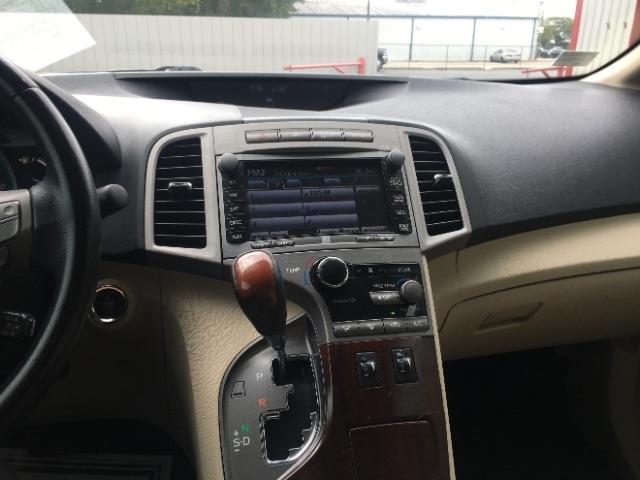 Toyota Venza 4dr Wgn V6 FWD (Natl) 2011