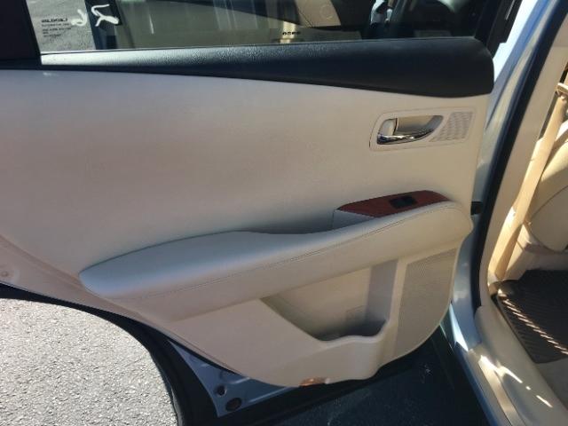 Lexus RX 350 FWD 4dr 2011