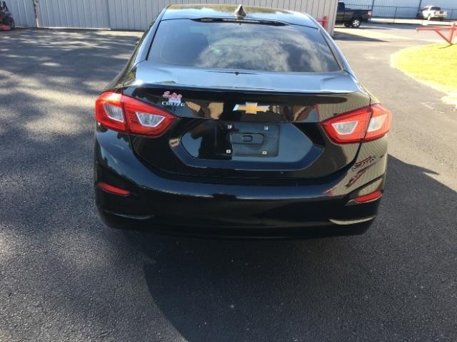 Chevrolet Cruze 4dr Sdn LS 2019