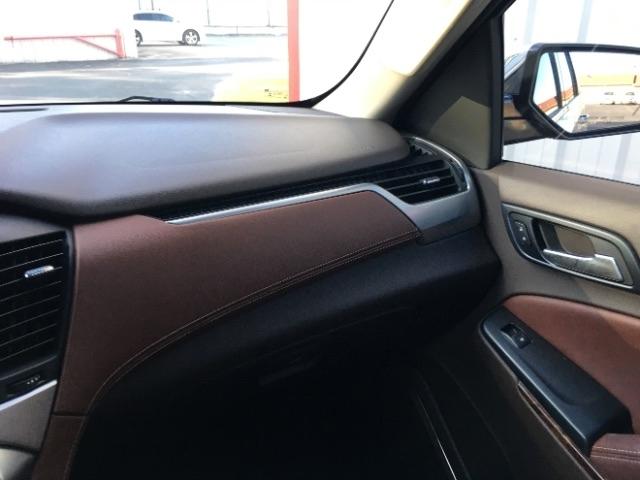 Chevrolet Tahoe 2WD 4dr LTZ 2015