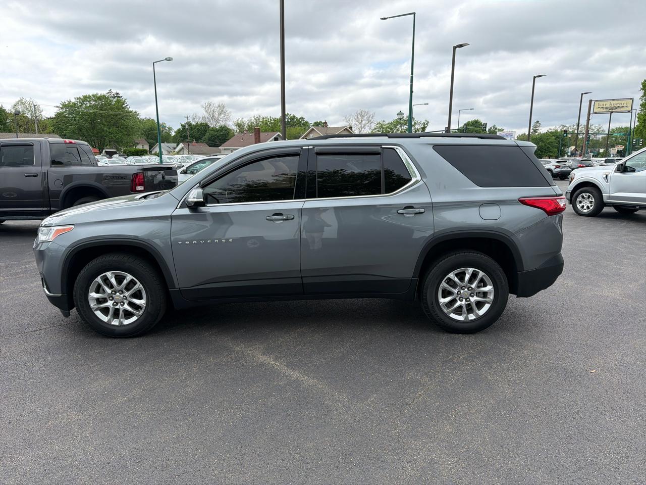 Chevrolet Traverse AWD 4dr LT Cloth w/2FL 2020
