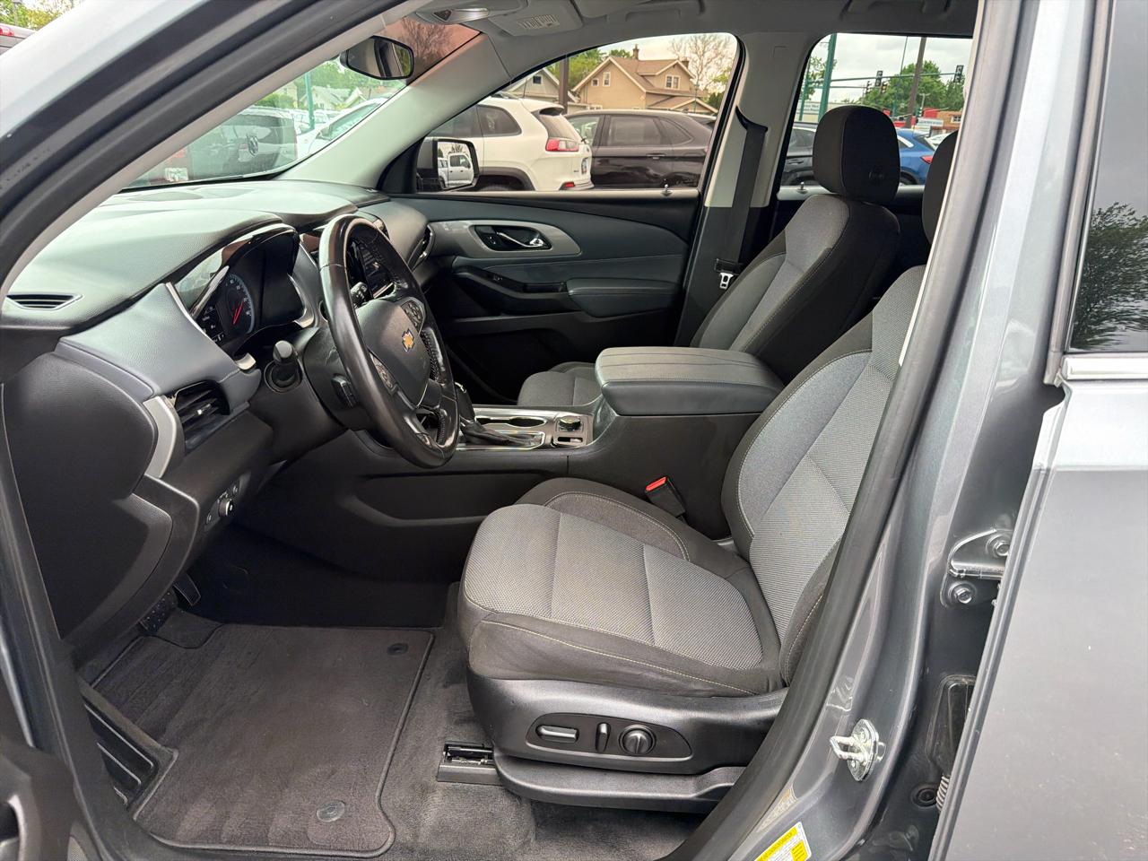 Chevrolet Traverse AWD 4dr LT Cloth w/2FL 2020
