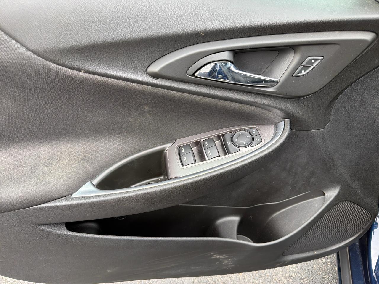 Chevrolet Malibu 4dr Sdn LT 2021