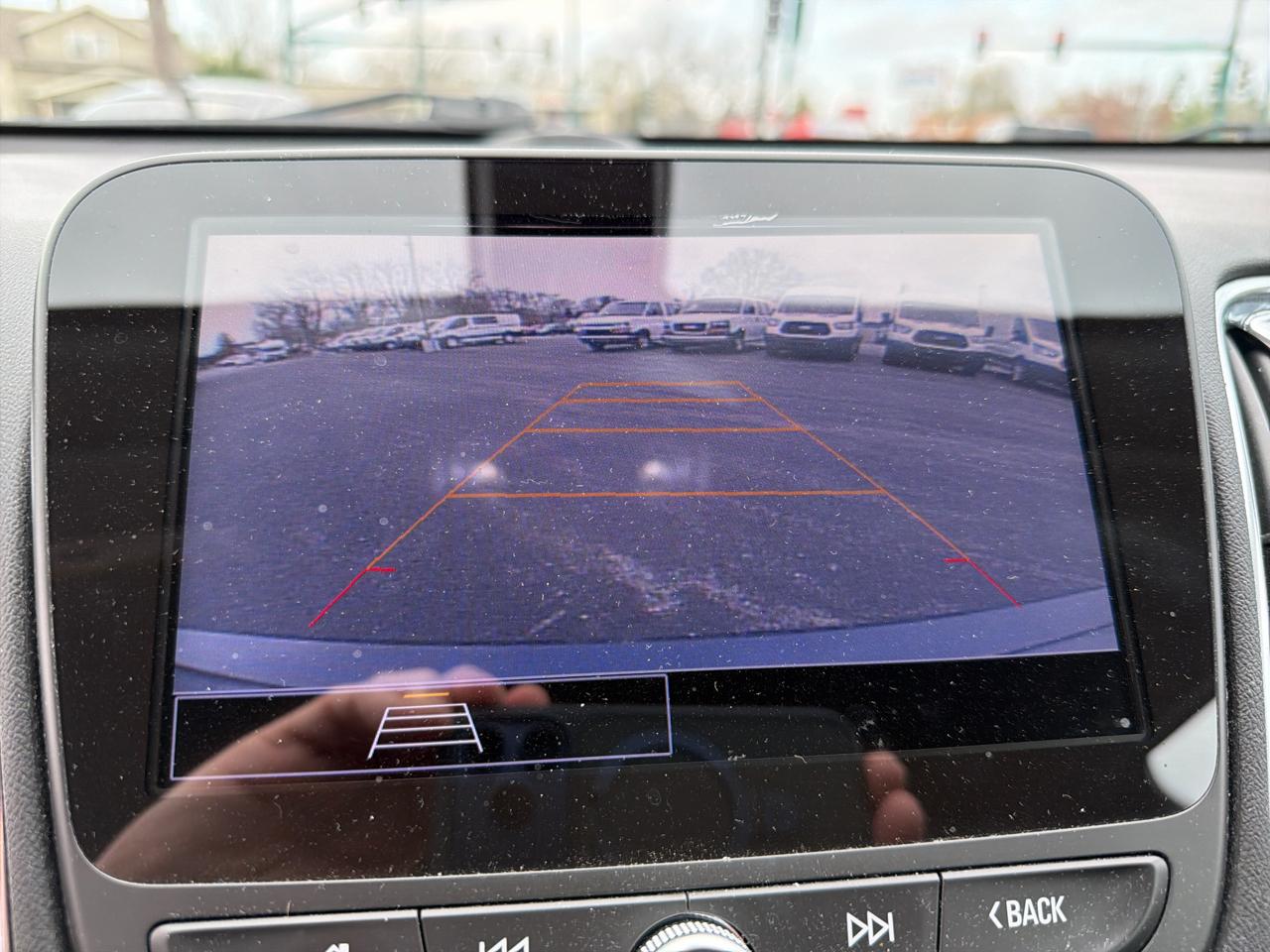 Chevrolet Malibu 4dr Sdn LT 2021