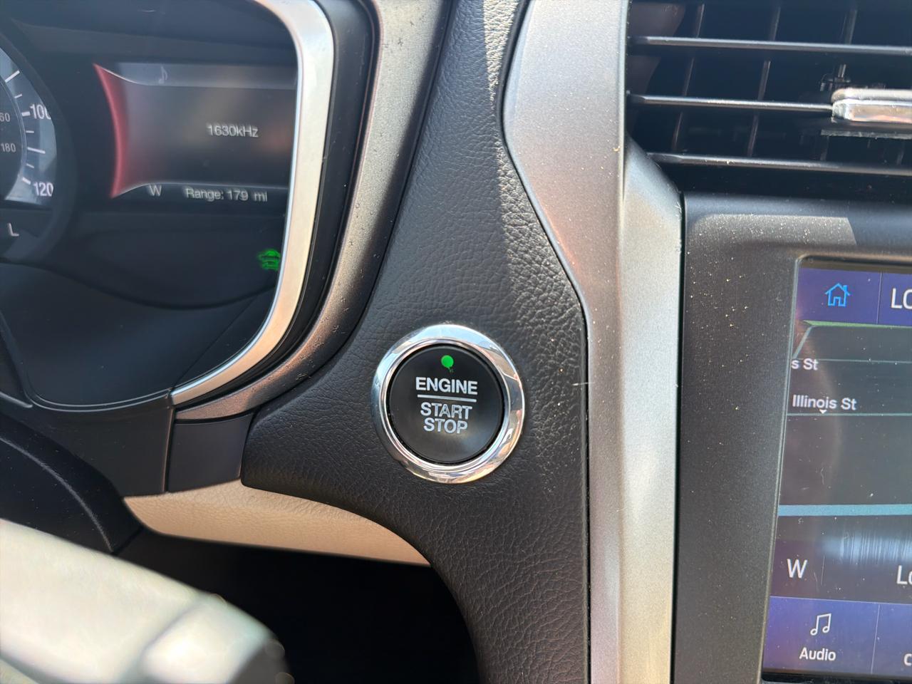 Ford Fusion Hybrid SEL FWD 2019
