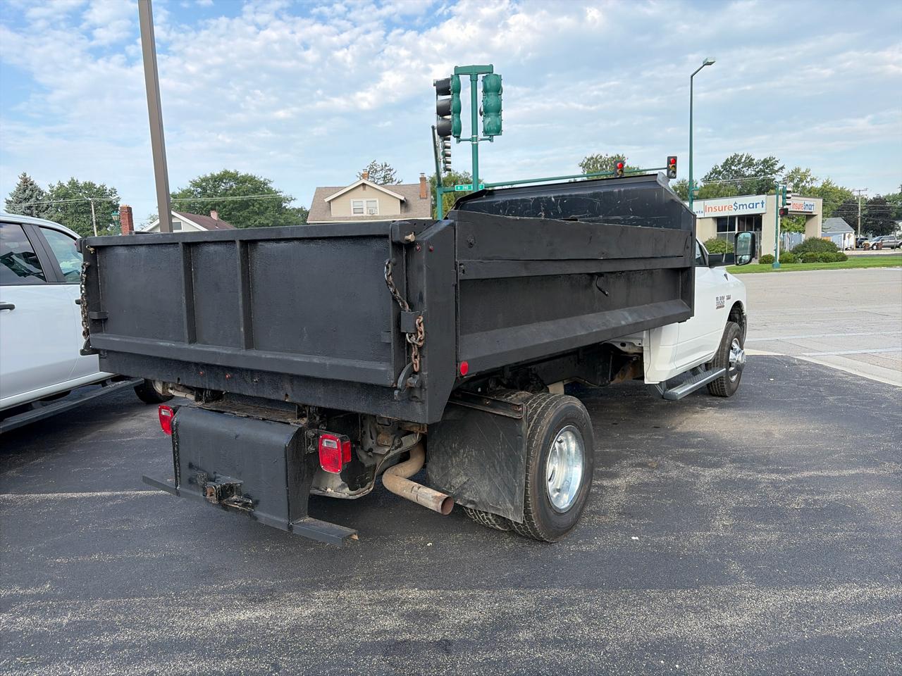 RAM 3500 Chassis Cab Tradesman 4WD Reg Cab 84" CA 167.5" WB 2017