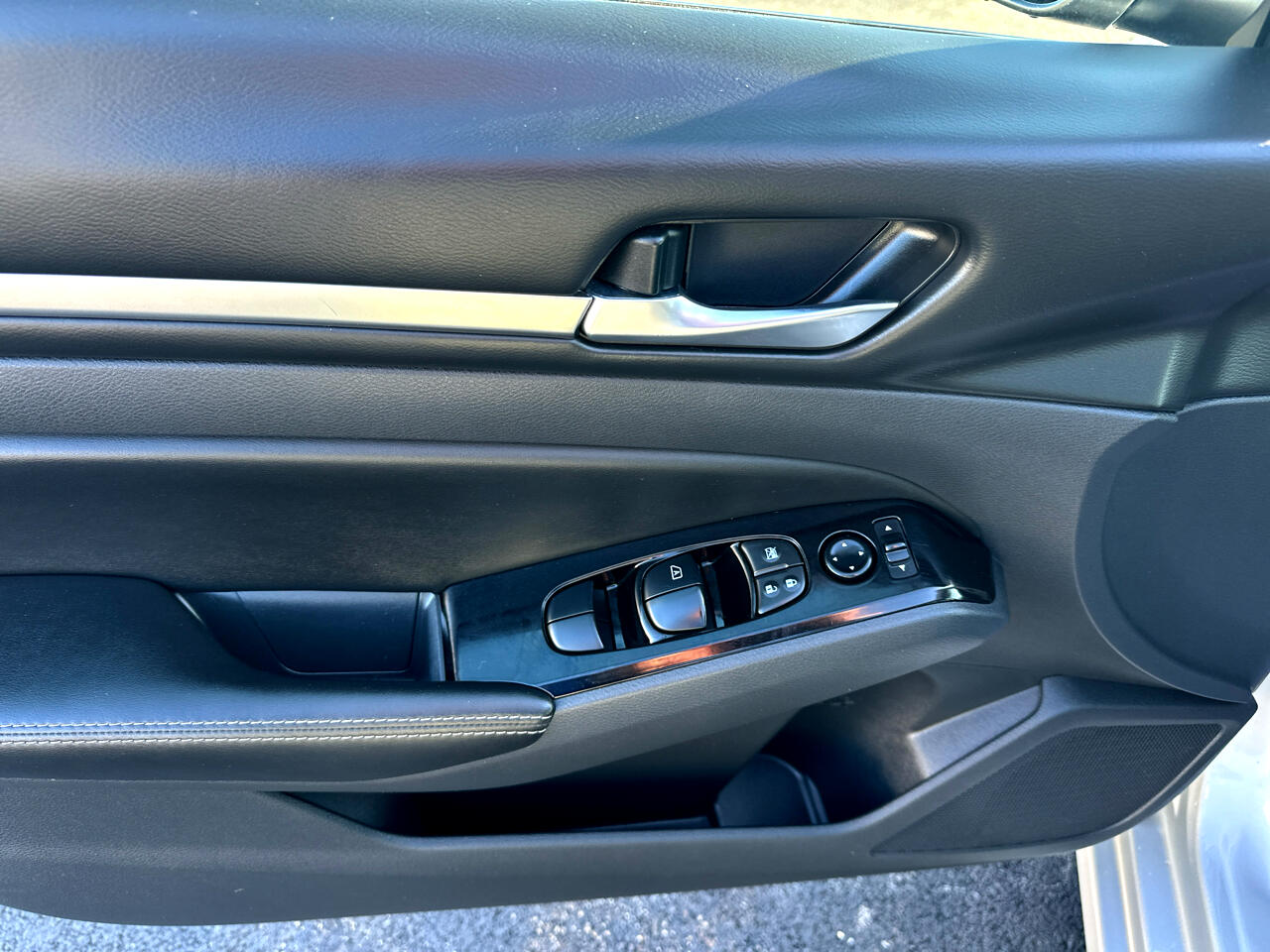 Nissan Altima 2.5 SV Sedan 2023