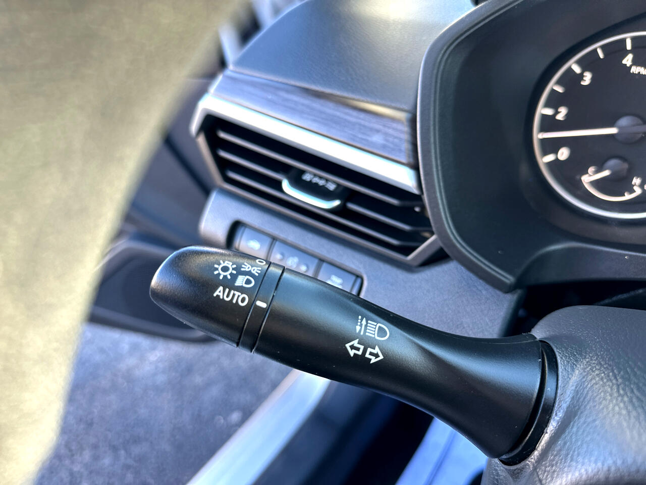 Nissan Altima 2.5 SV Sedan 2023