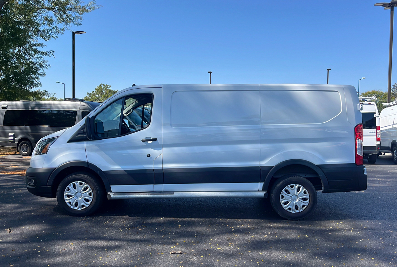 2023 Ford Transit Cargo Van photo 3