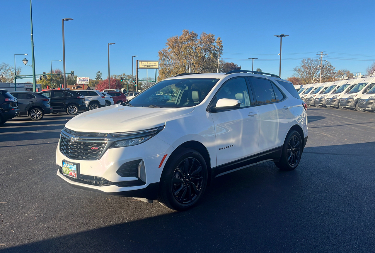 2022 Chevrolet Equinox RS photo 3