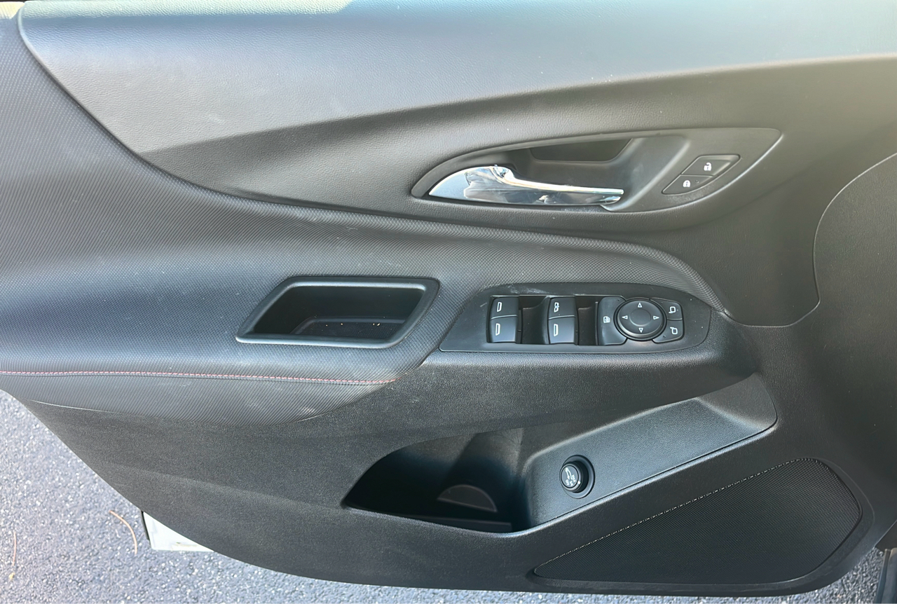 Chevrolet Equinox AWD 4dr RS 2022