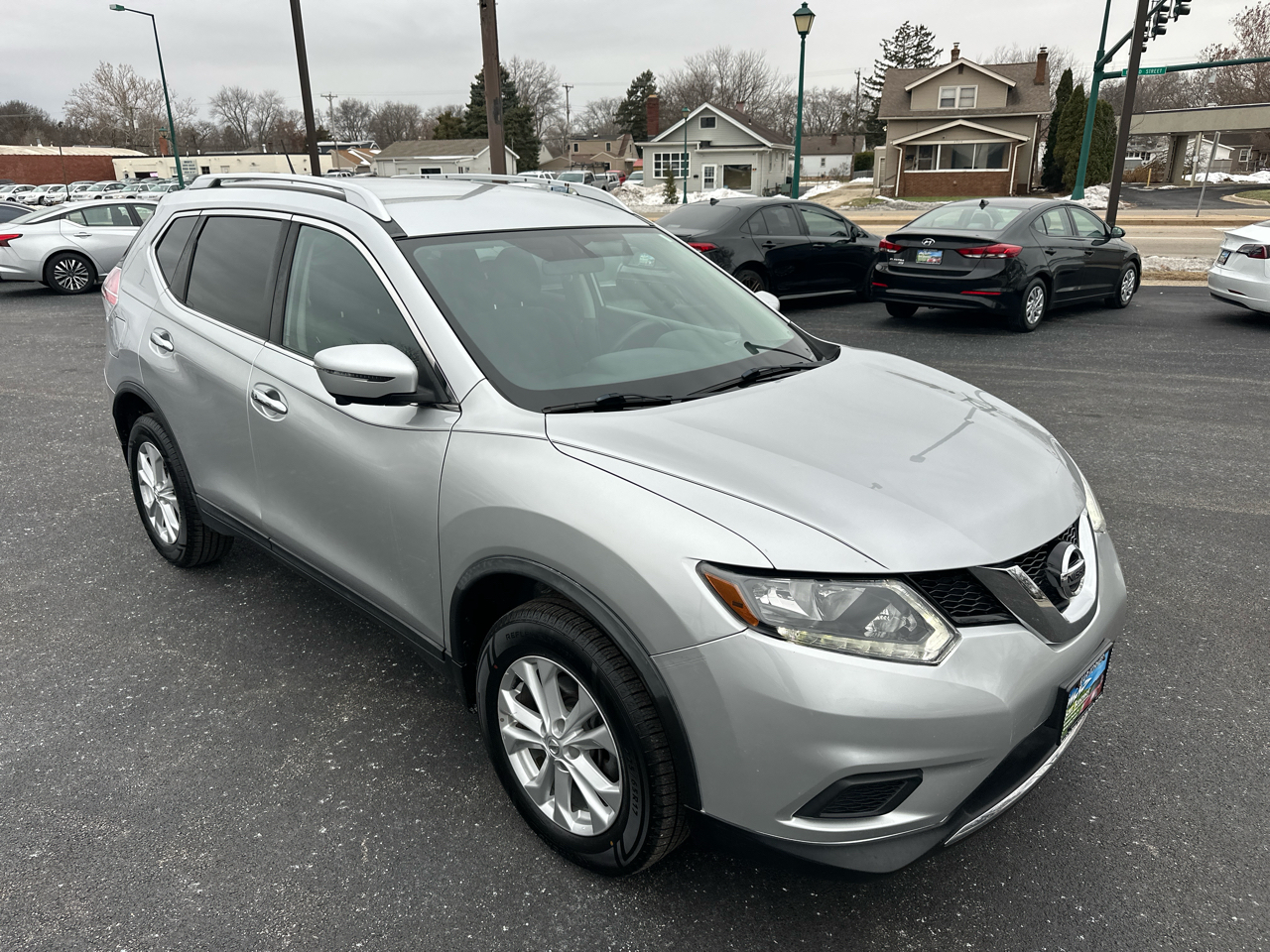 Nissan Rogue AWD 4dr SV 2016