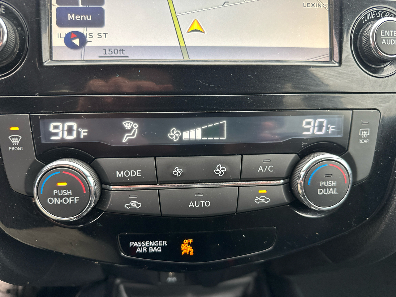 Nissan Rogue AWD 4dr SV 2016