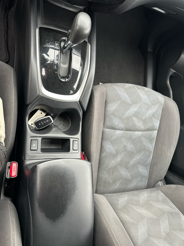 Nissan Rogue AWD 4dr SV 2016