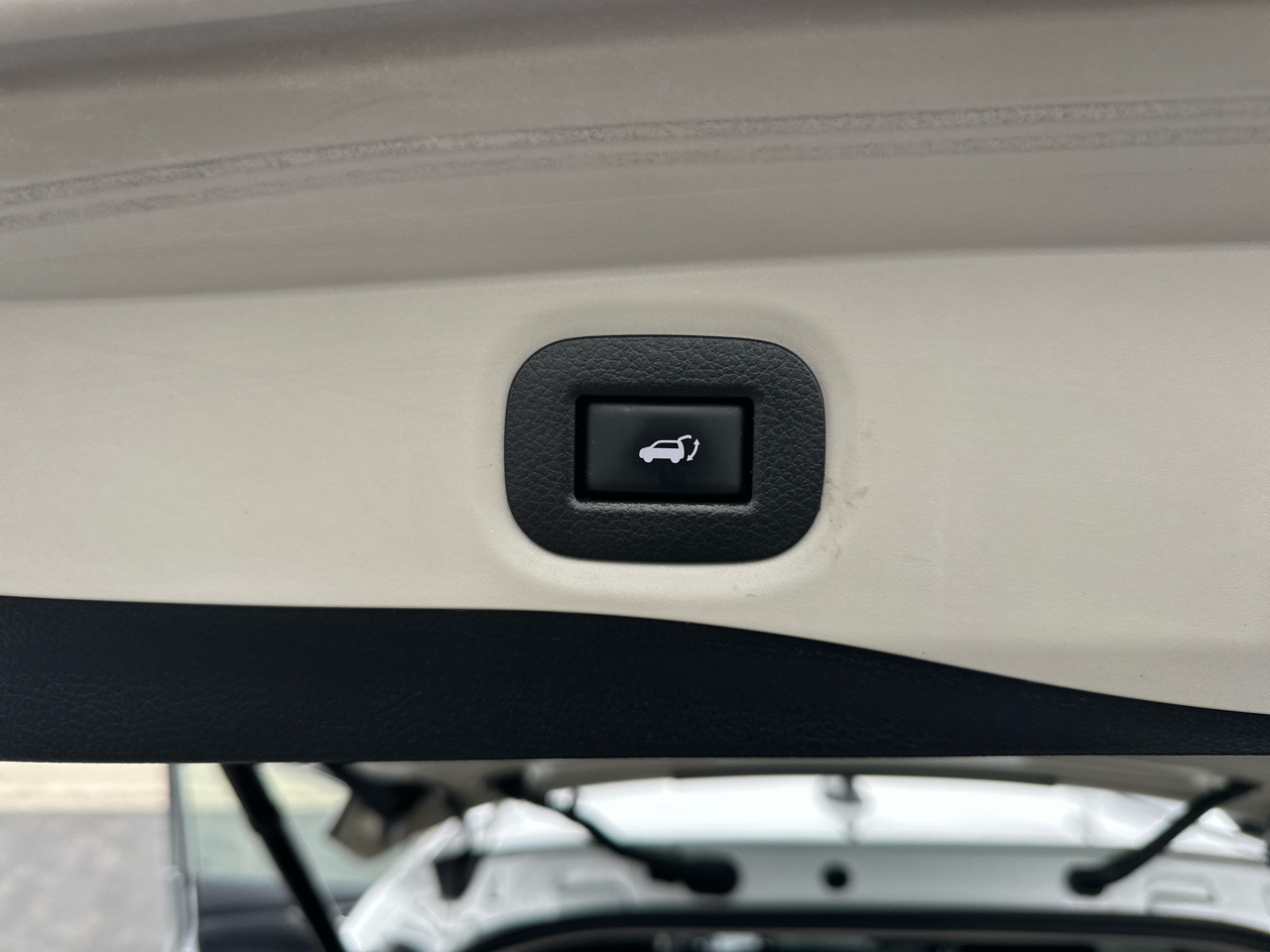 Nissan Rogue AWD 4dr SV 2016