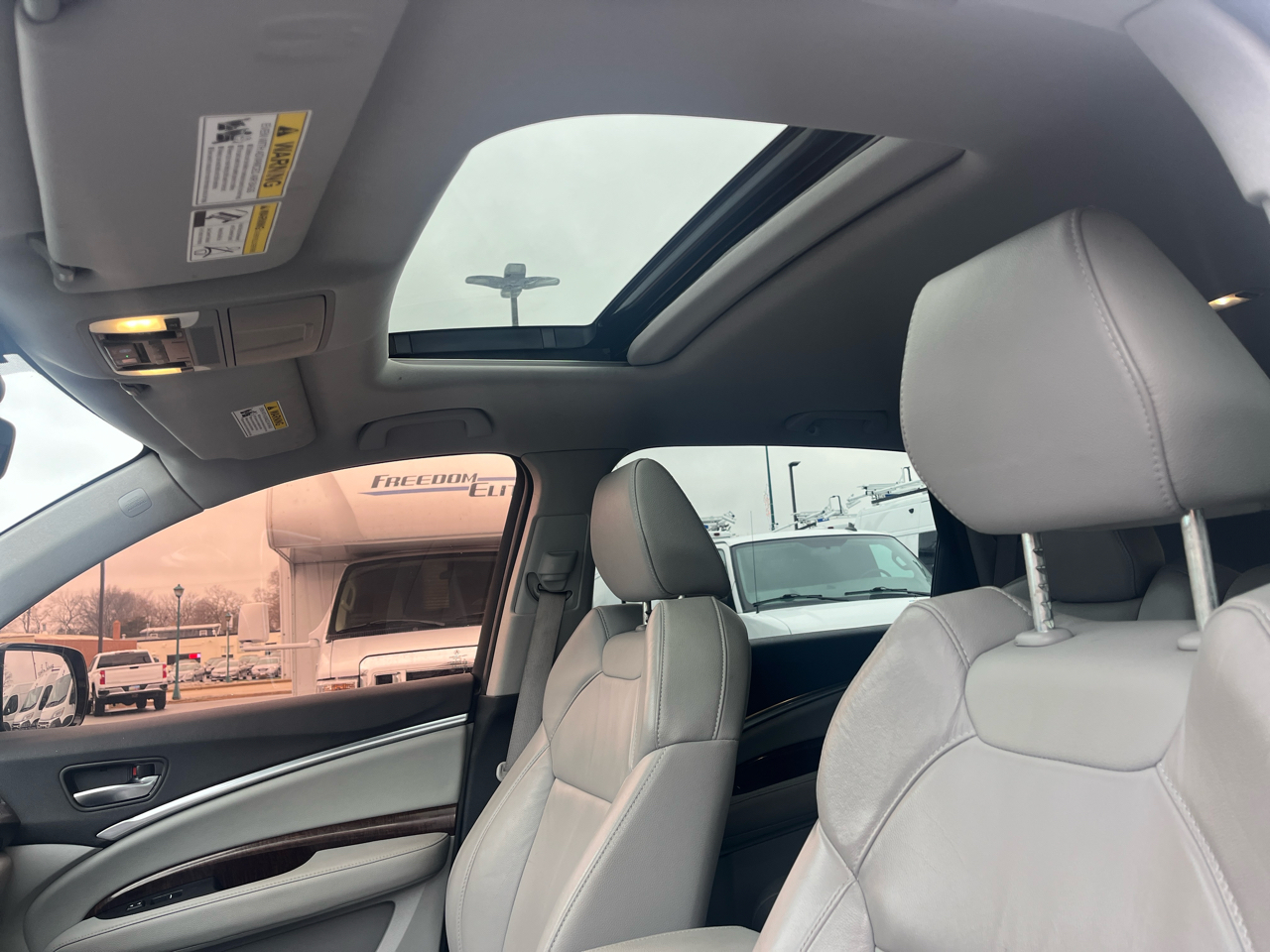 Acura MDX SH-AWD w/Technology Pkg 2017