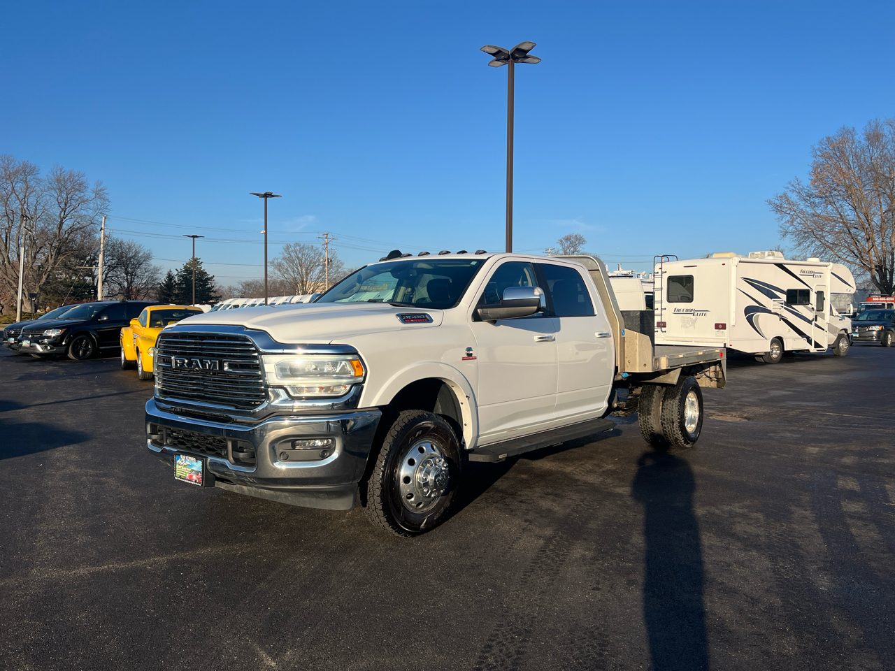 RAM 3500 Laramie 4x4 Crew Cab 8' Box 2019