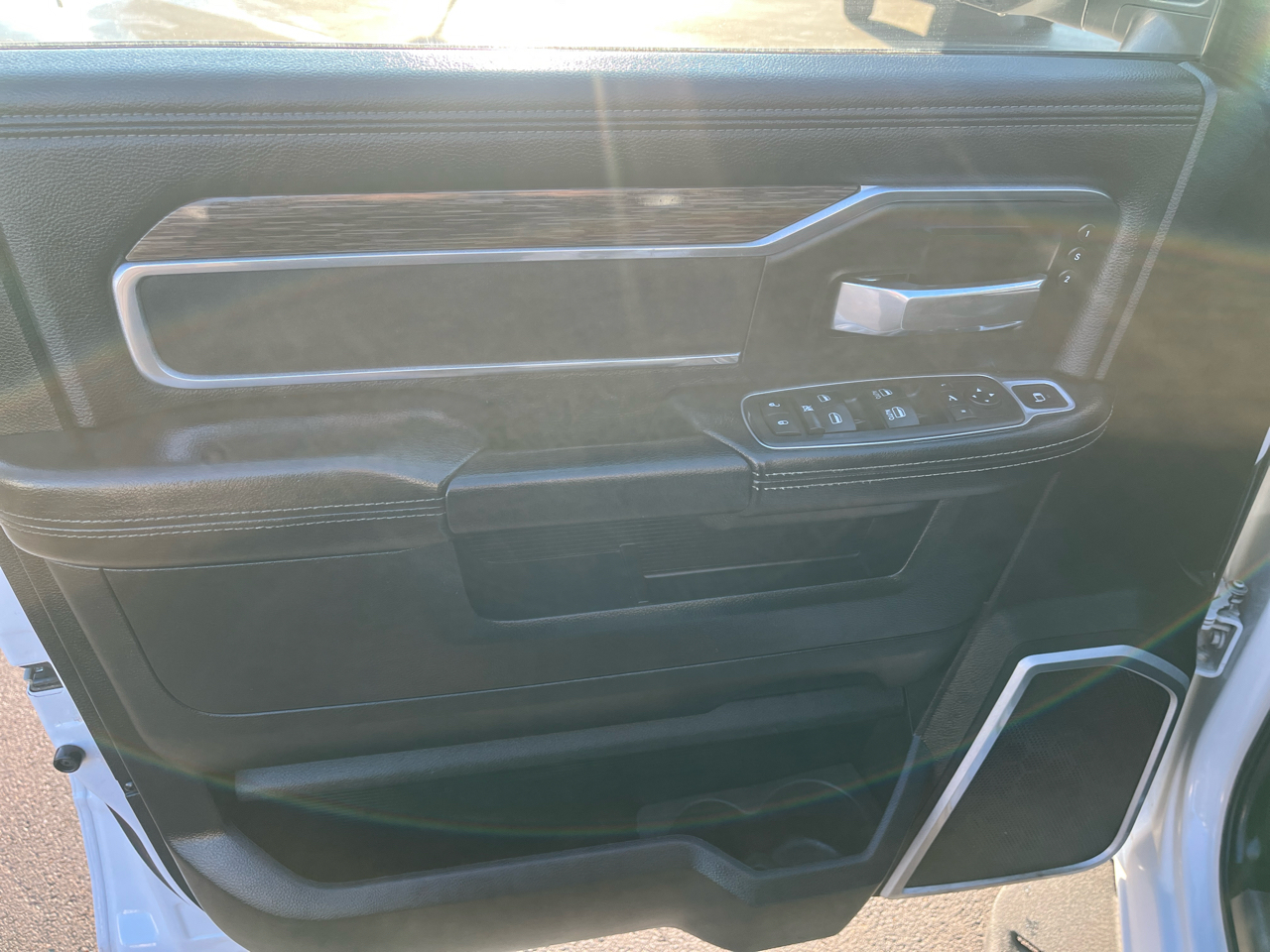 RAM 3500 Laramie 4x4 Crew Cab 8' Box 2019