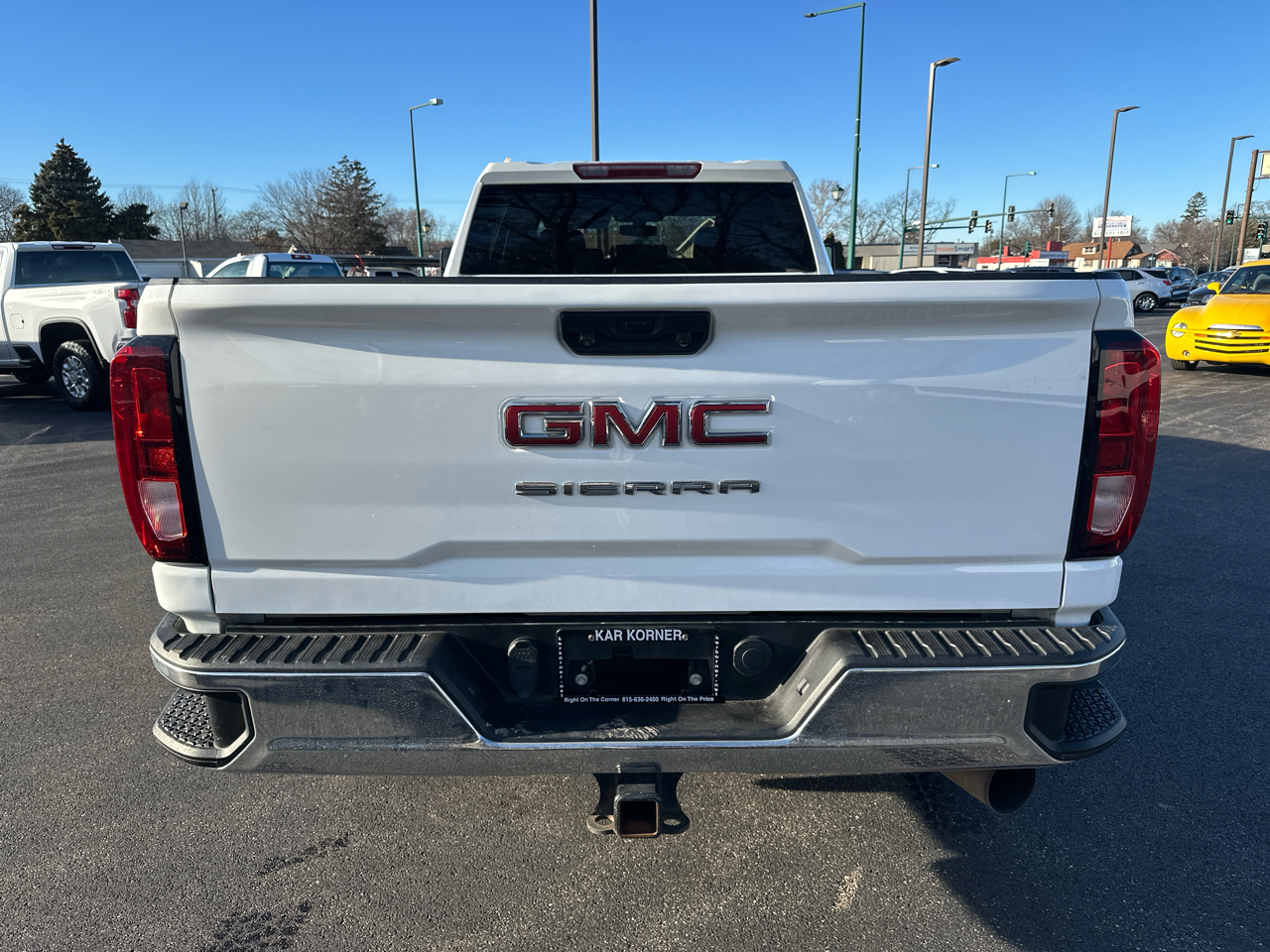 GMC Sierra 2500HD 4WD Crew Cab 172" Pro 2023