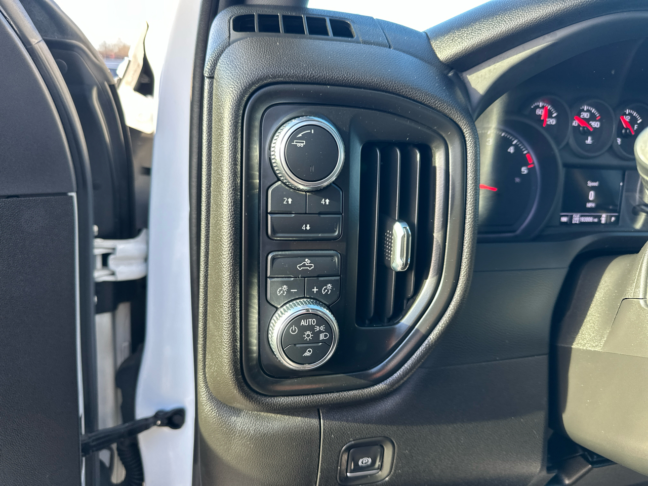 GMC Sierra 2500HD 4WD Crew Cab 172" Pro 2023