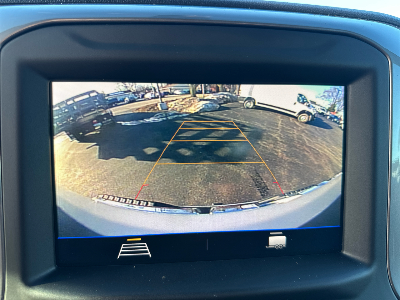 GMC Sierra 2500HD 4WD Crew Cab 172" Pro 2023