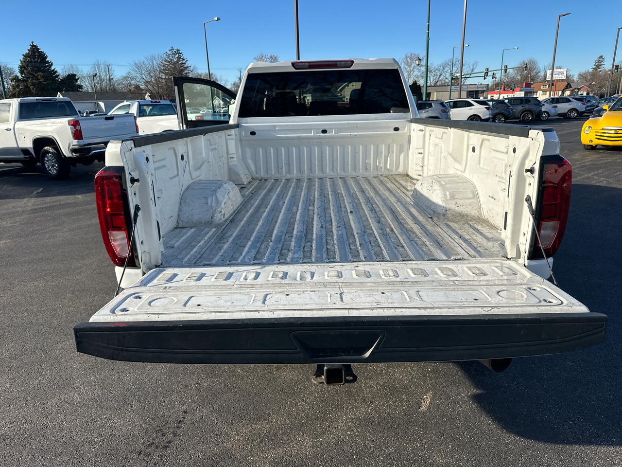 GMC Sierra 2500HD 4WD Crew Cab 172" Pro 2023