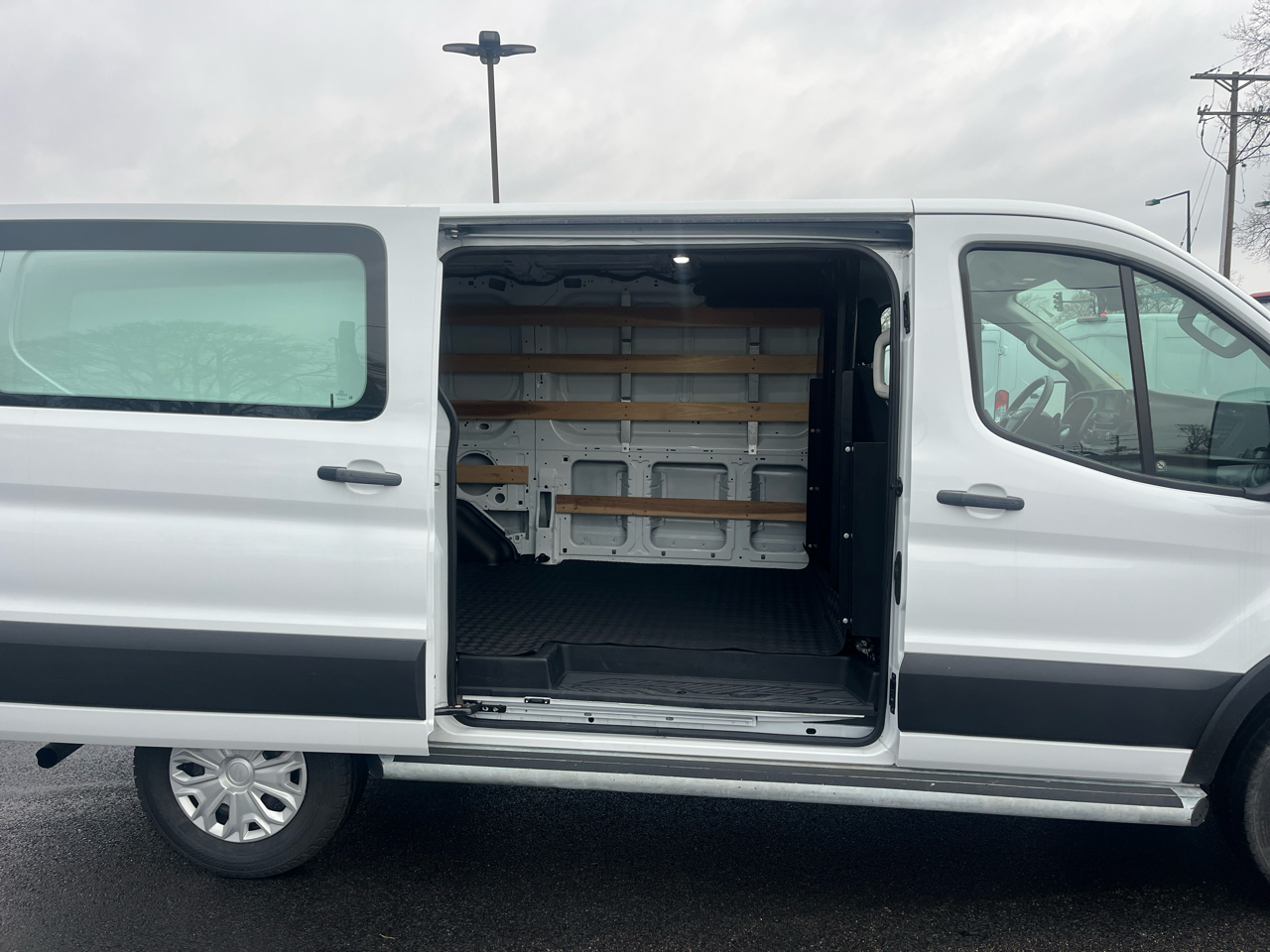 Ford Transit Cargo Van T-250 130" Low Rf 9070 GVWR RWD 2024