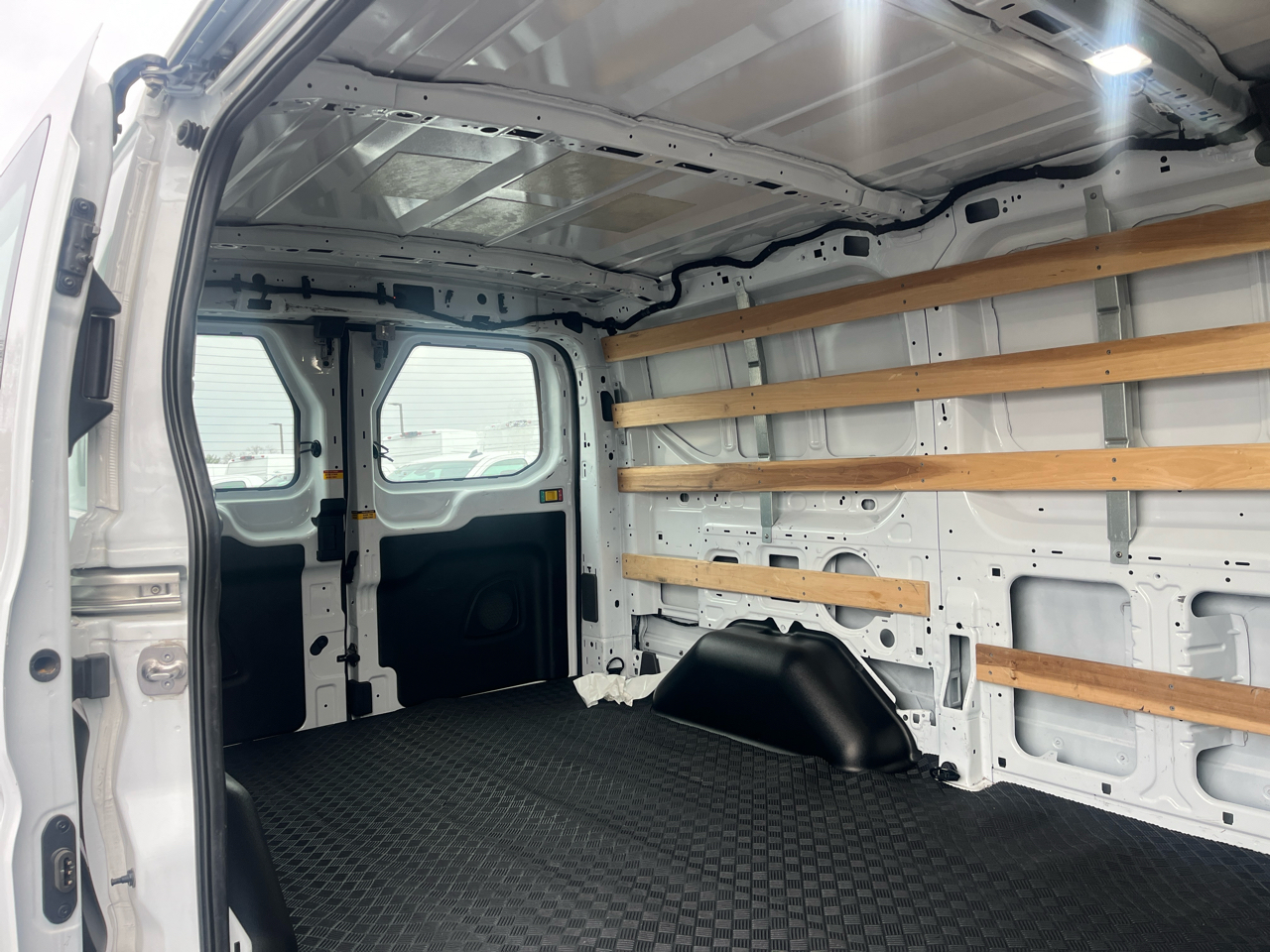 Ford Transit Cargo Van T-250 130" Low Rf 9070 GVWR RWD 2024