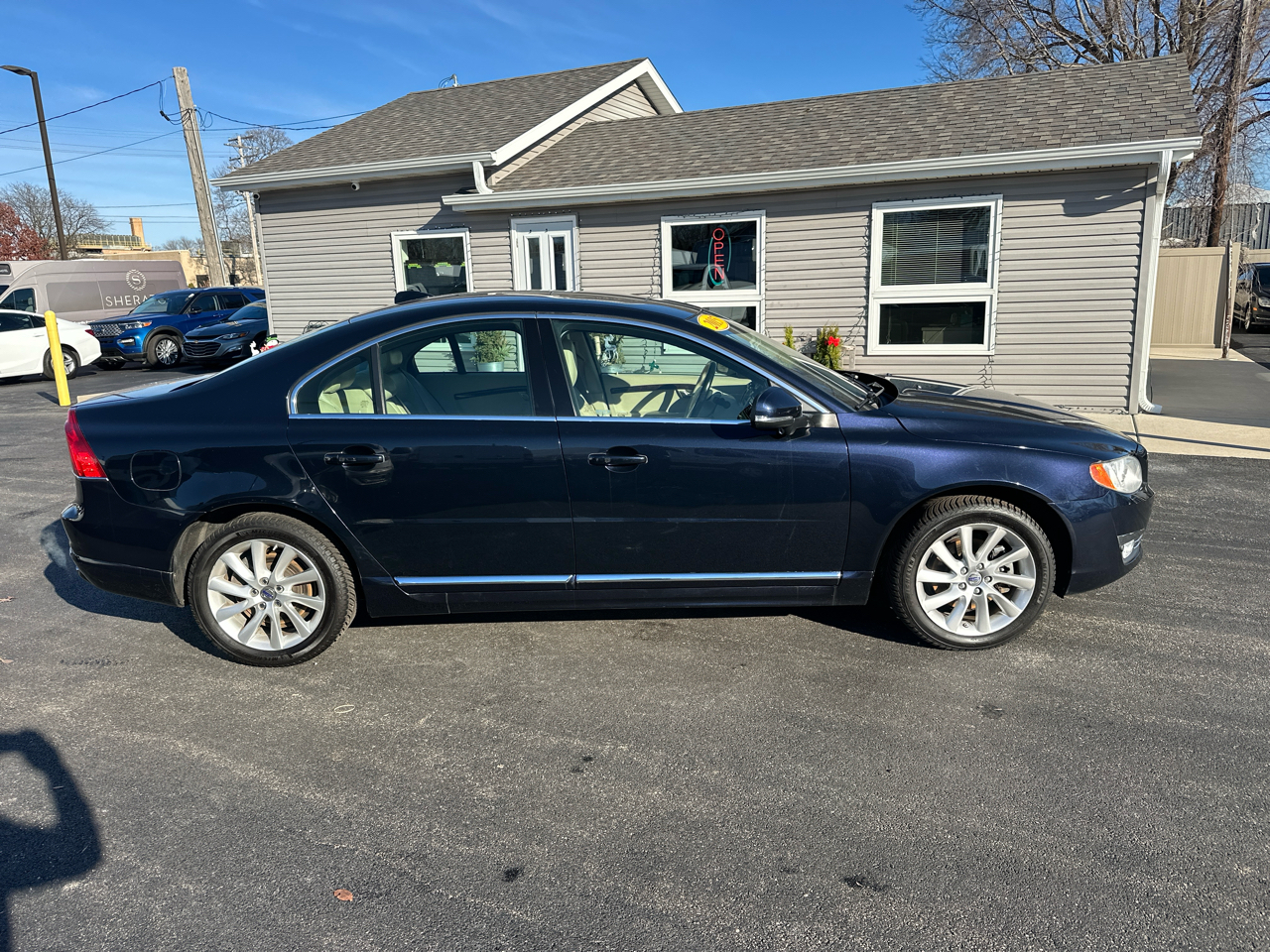 Volvo S80 2015.5 4dr Sdn T5 Drive-E FWD 2015