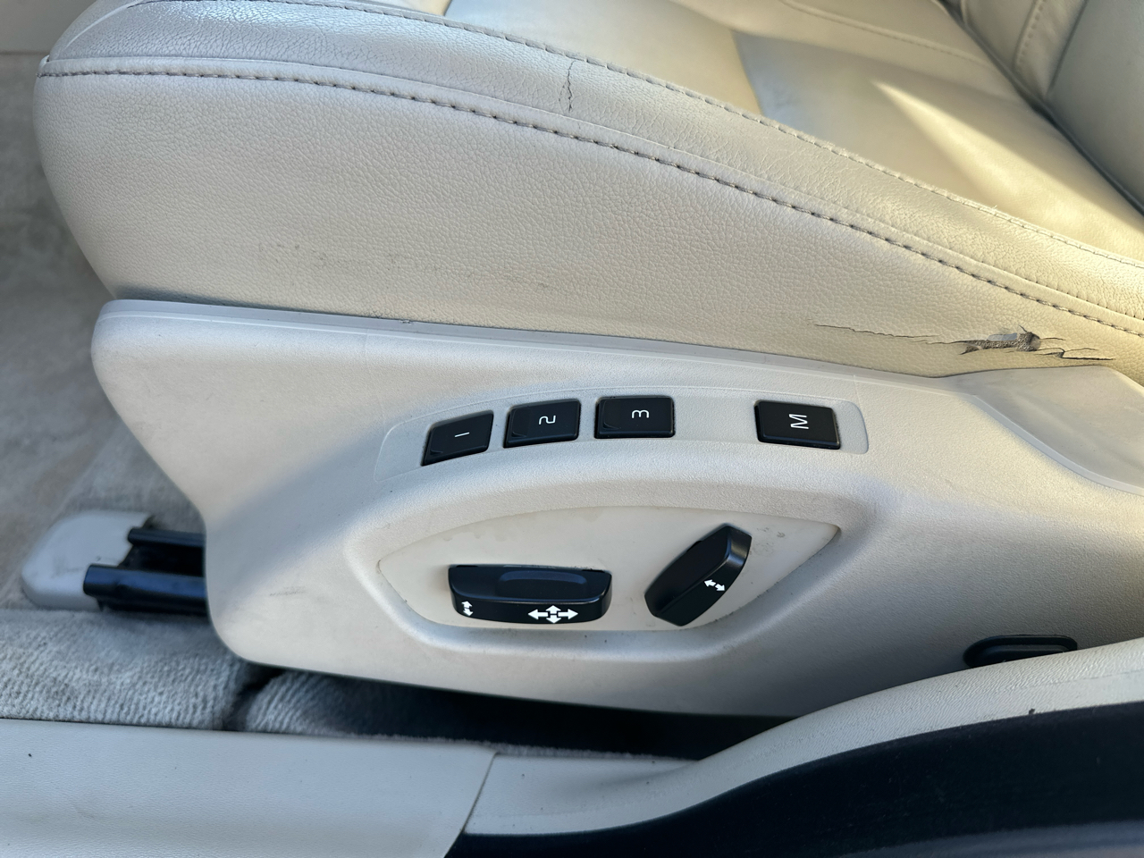 Volvo S80 2015.5 4dr Sdn T5 Drive-E FWD 2015