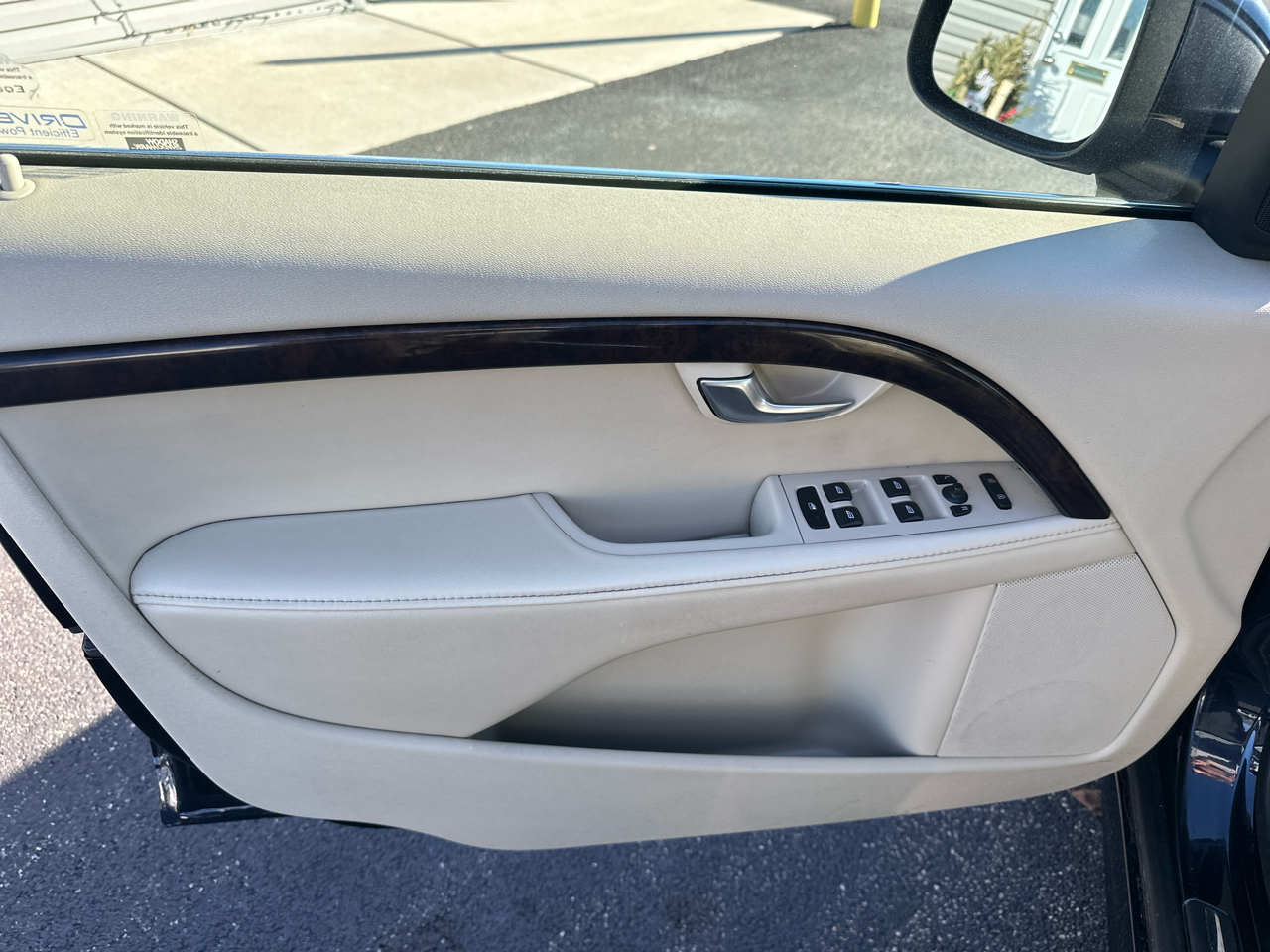 Volvo S80 2015.5 4dr Sdn T5 Drive-E FWD 2015