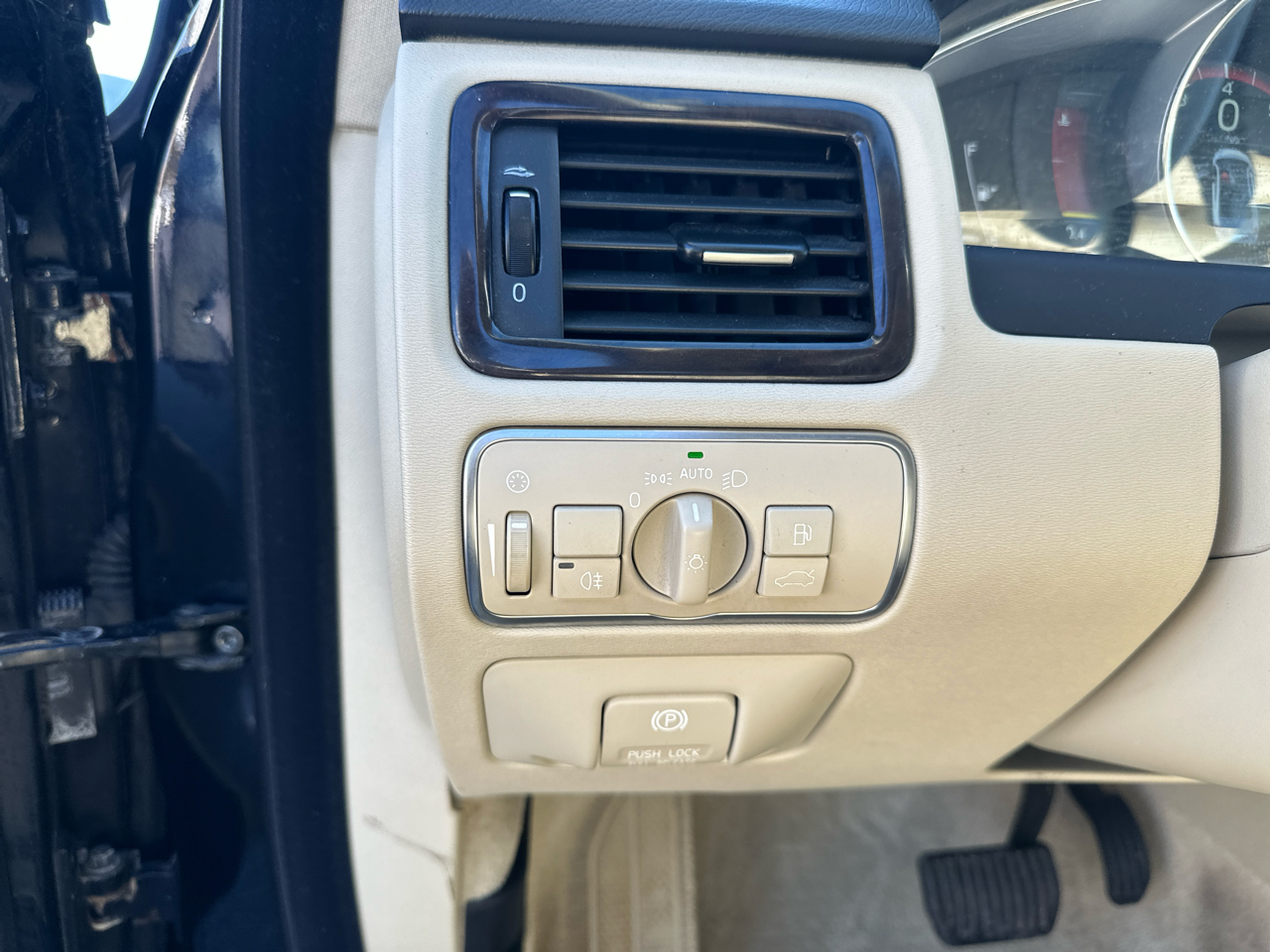 Volvo S80 2015.5 4dr Sdn T5 Drive-E FWD 2015