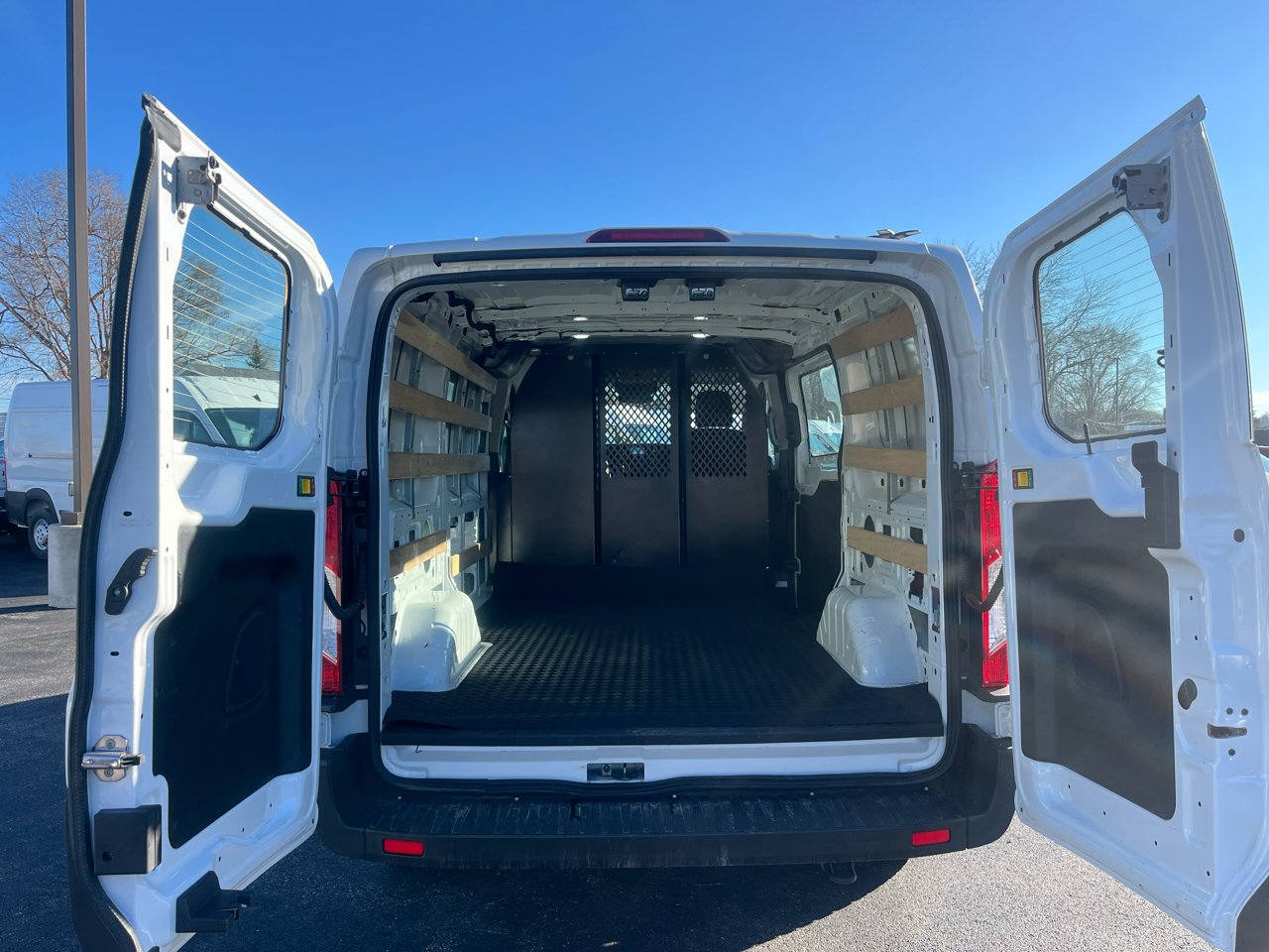 Ford Transit Cargo Van T-250 130" Low Rf 9070 GVWR RWD 2024