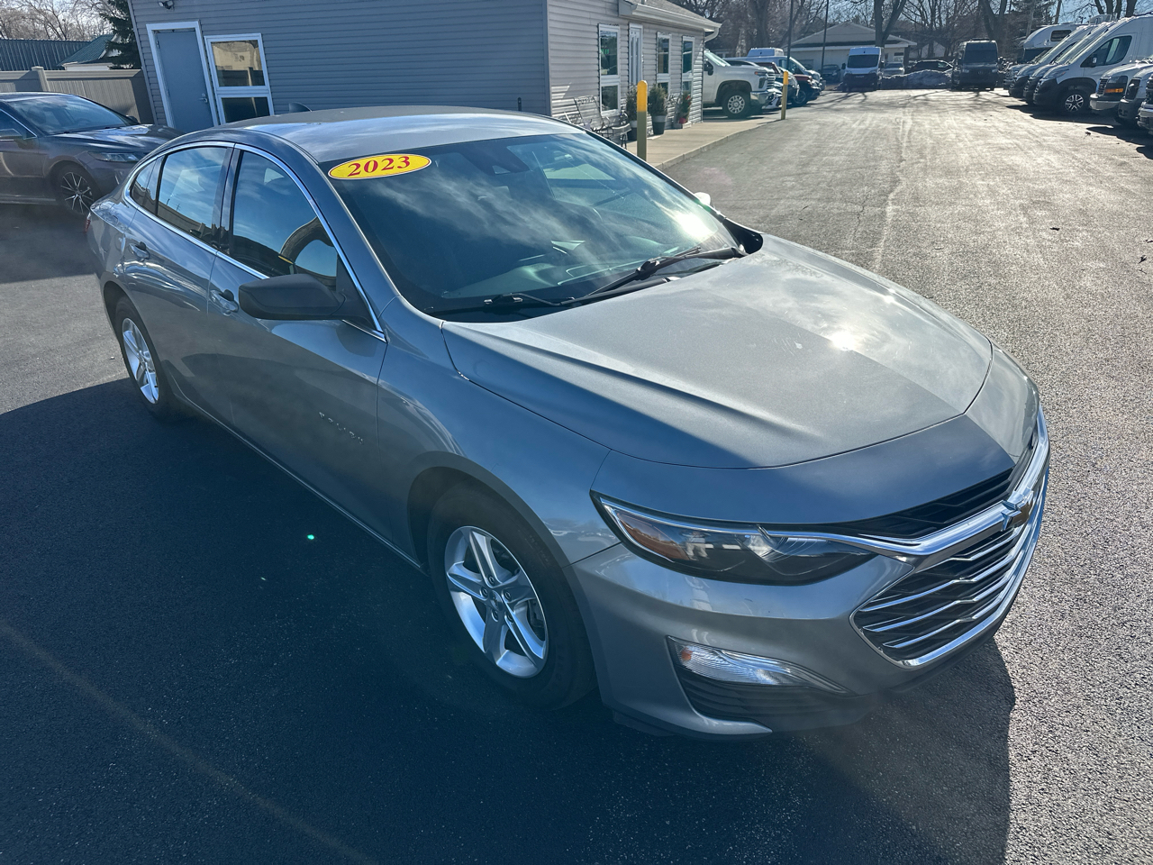 Chevrolet Malibu 4dr Sdn LS w/1FL 2023