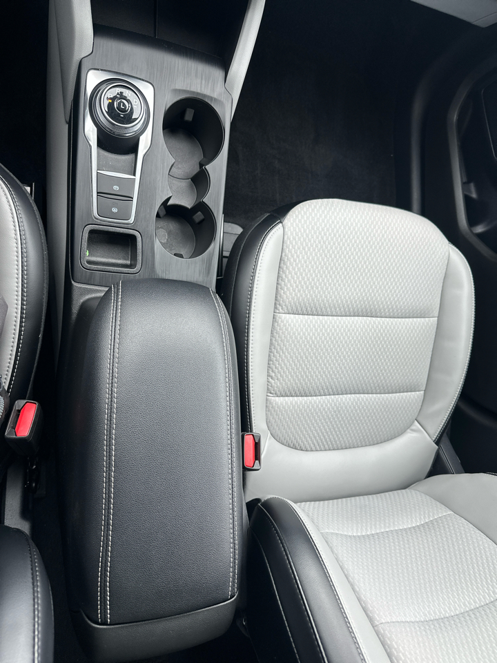 Ford Escape PHEV FWD 2024