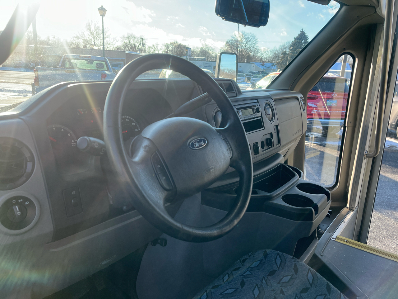 Ford E-Series Cutaway E-450 DRW 158" WB 2019