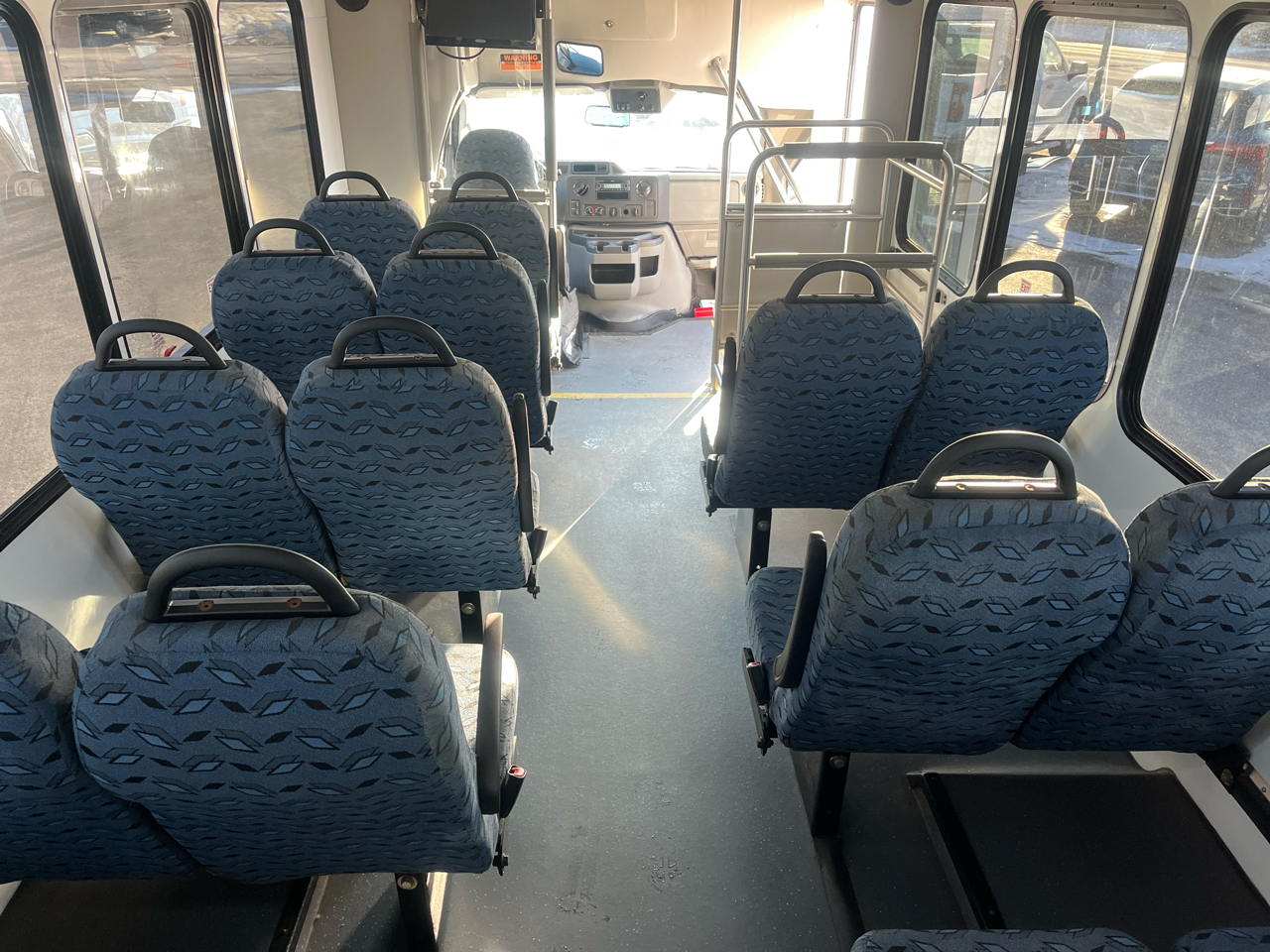 Ford E-Series Cutaway E-450 DRW 158" WB 2019