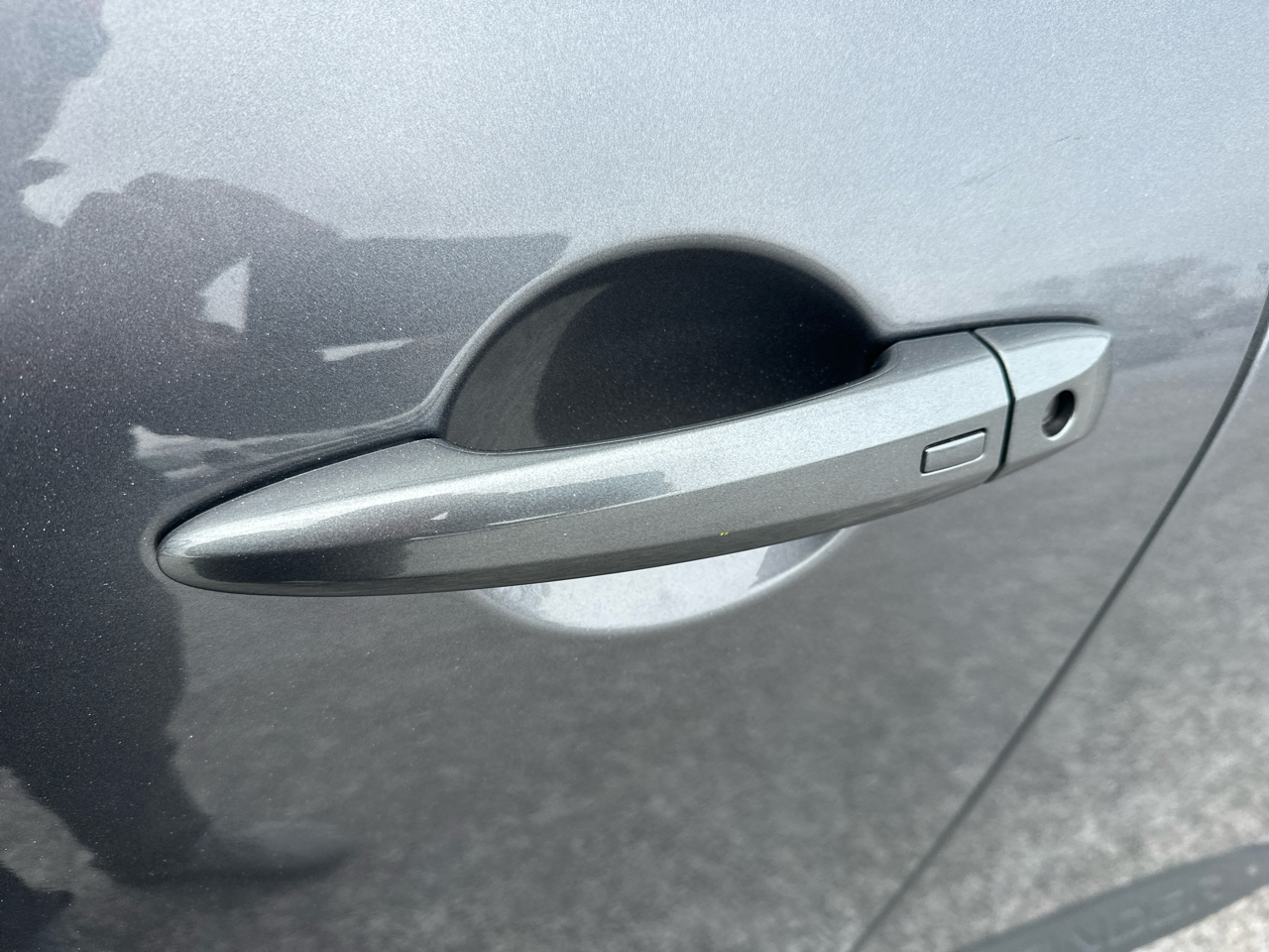 Nissan Pathfinder SL 2WD 2025