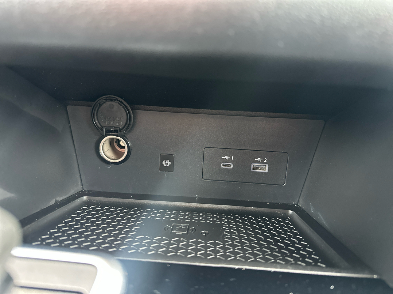 Nissan Pathfinder SL 2WD 2025