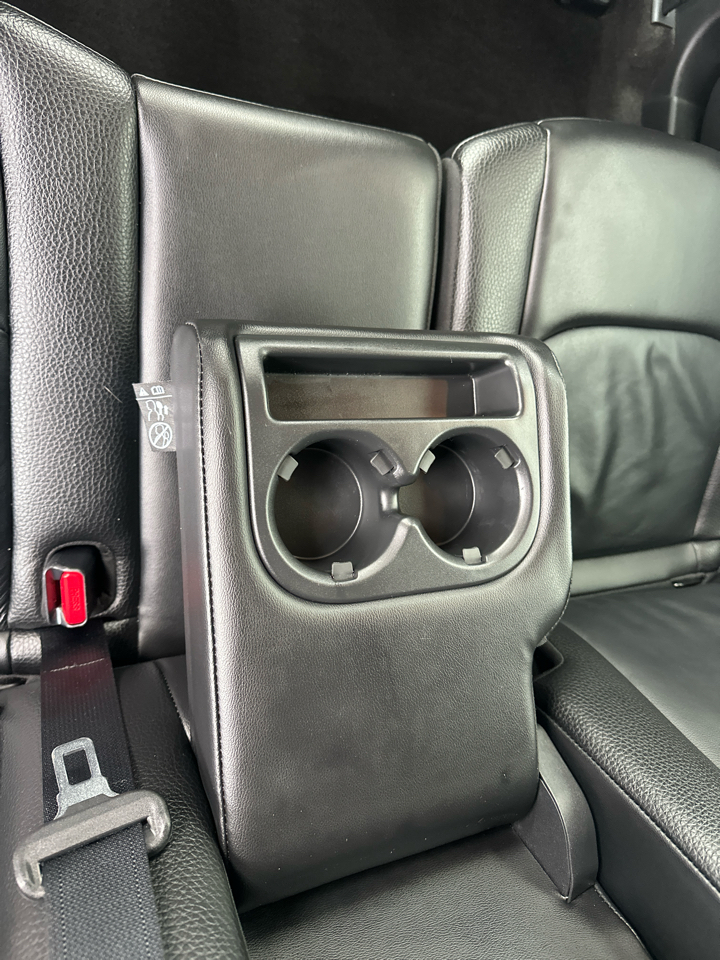 Nissan Pathfinder SL 2WD 2025