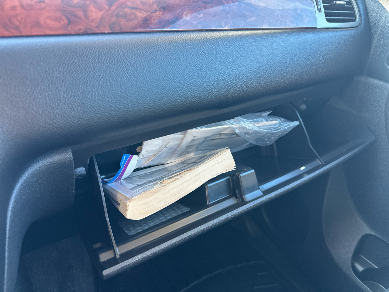 Chevrolet Tahoe 4WD 4dr 1500 LS 2013