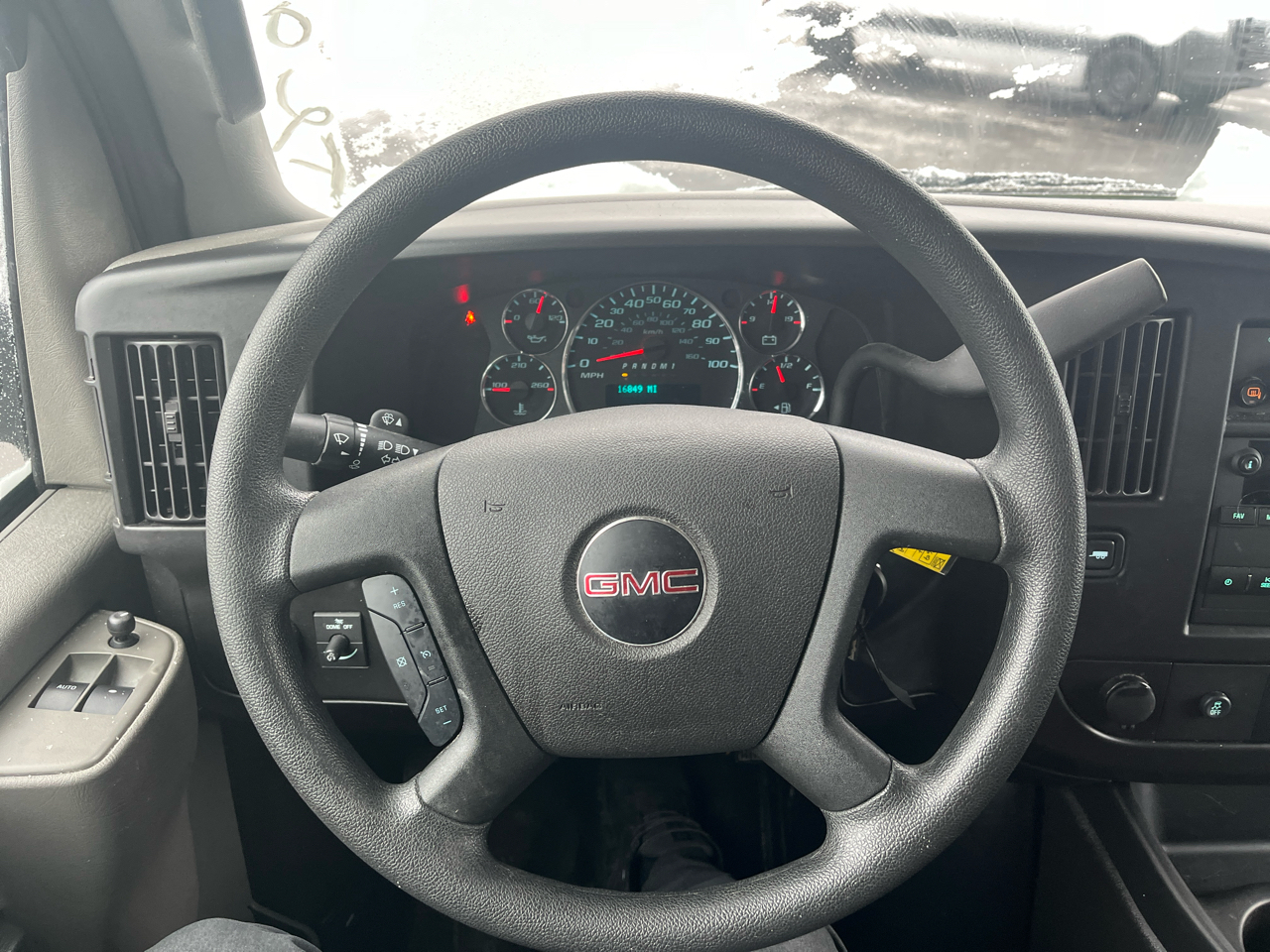 GMC Savana Cargo Van RWD 2500 135" 2024