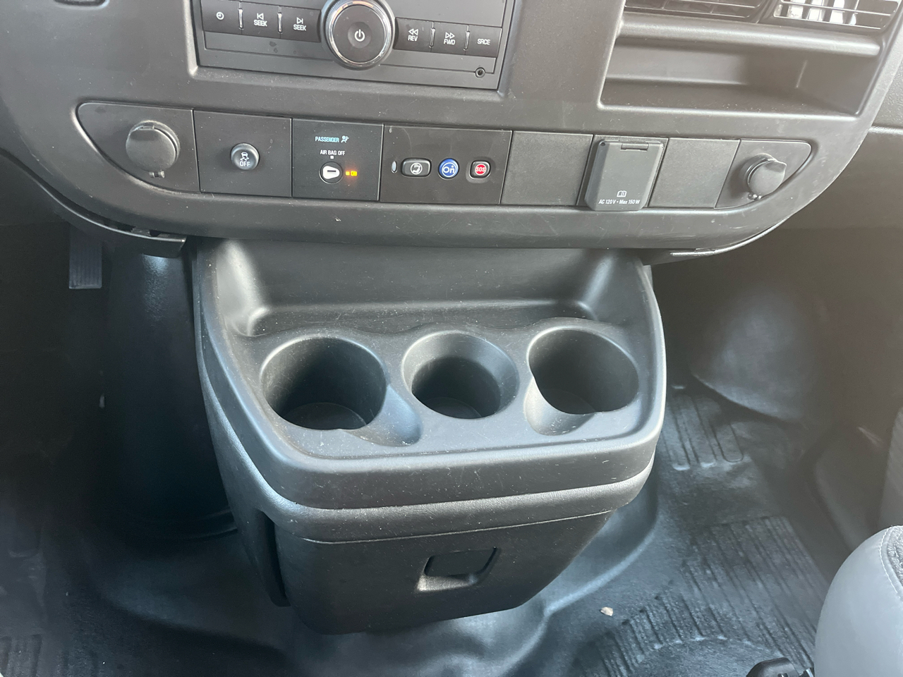 Chevrolet Express Cargo Van RWD 2500 135" 2024