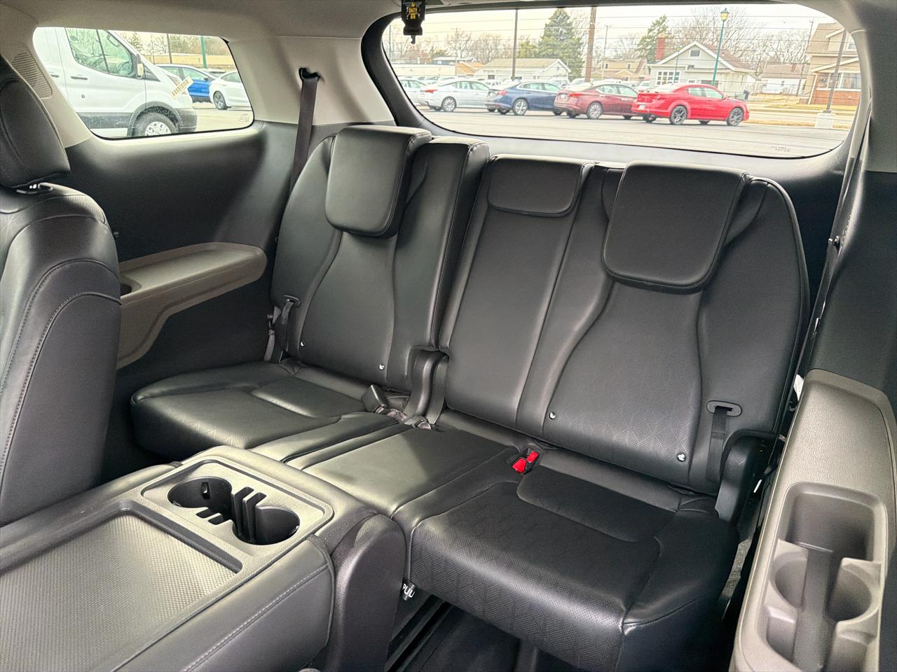 Kia Carnival LXS FWD 2025