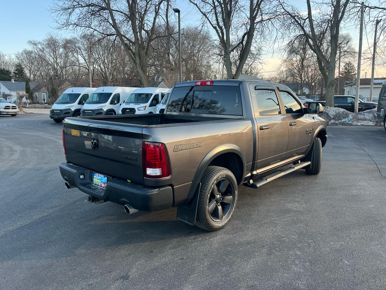 RAM 1500 Classic Warlock 4x4 Crew Cab 5'7" Box 2019